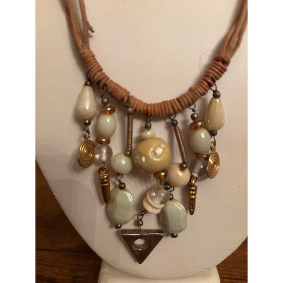 Boho Babe Chunky Bead Tassel Necklace Suede Cord & Tribal Vibe Gold Tone Pendant - Picture 4 of 14